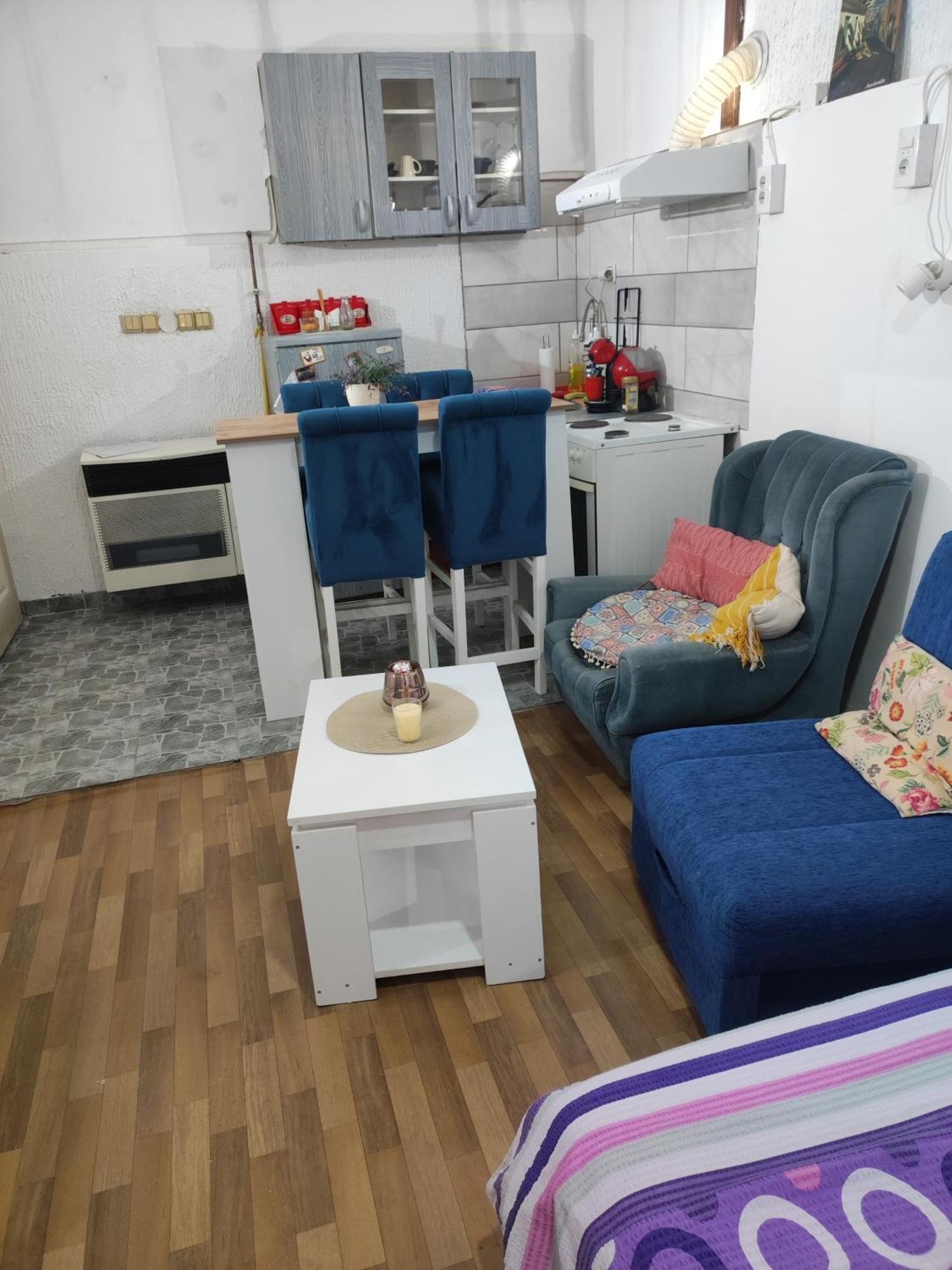 Prenociste Indija Hrvic Apartment Exterior photo